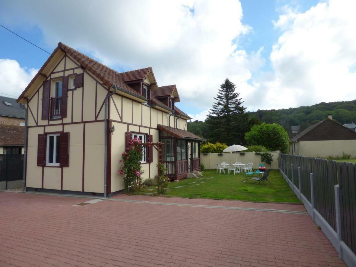 Gite Le Petit Chalet Avec Parking Gratuit Étretat Eksteriør bilde